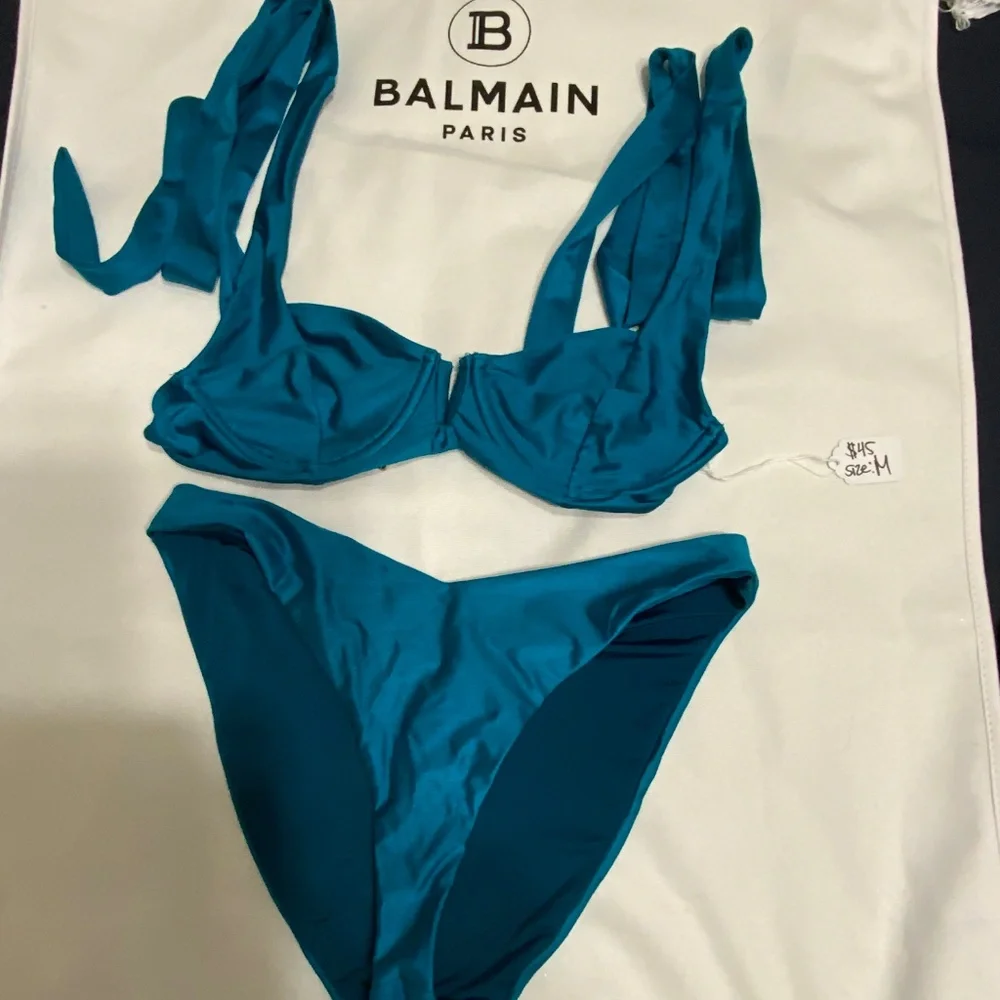 Beach Riot - Picture 2 of 2